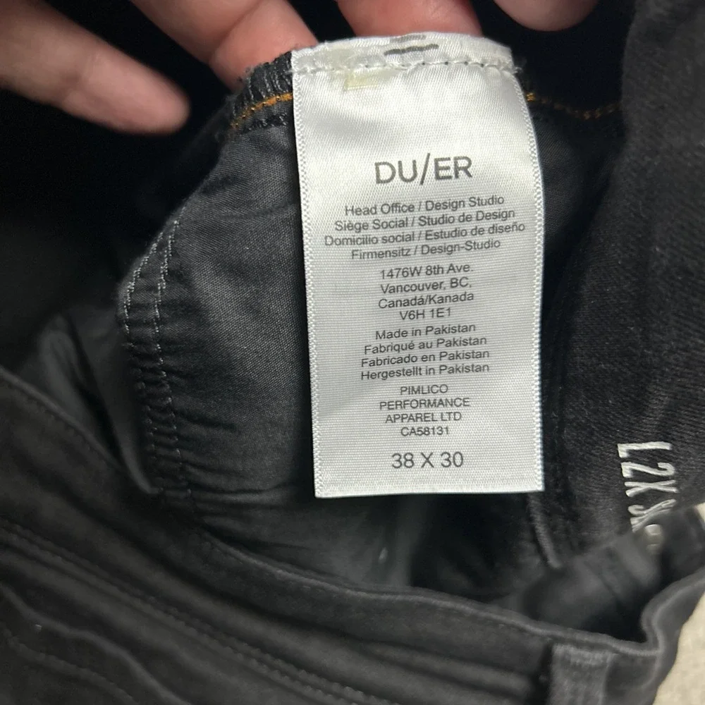 DU/ER L2X Black Denim Jeans Mens 38x30 Slim Stretch Coolmax Pants